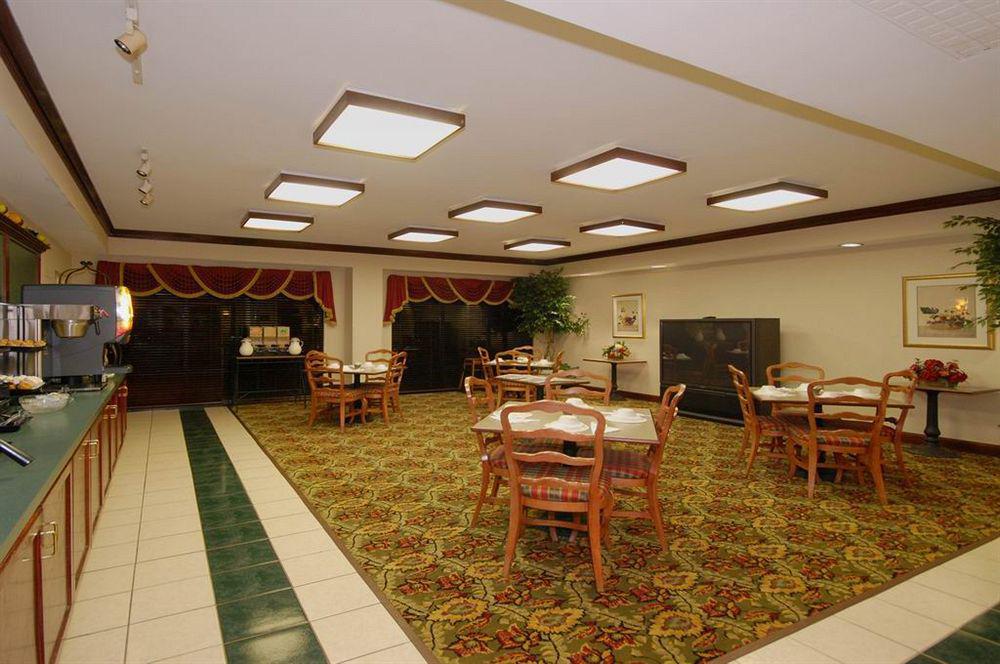 Red Roof Inn & Suites Newnan Exteriör bild