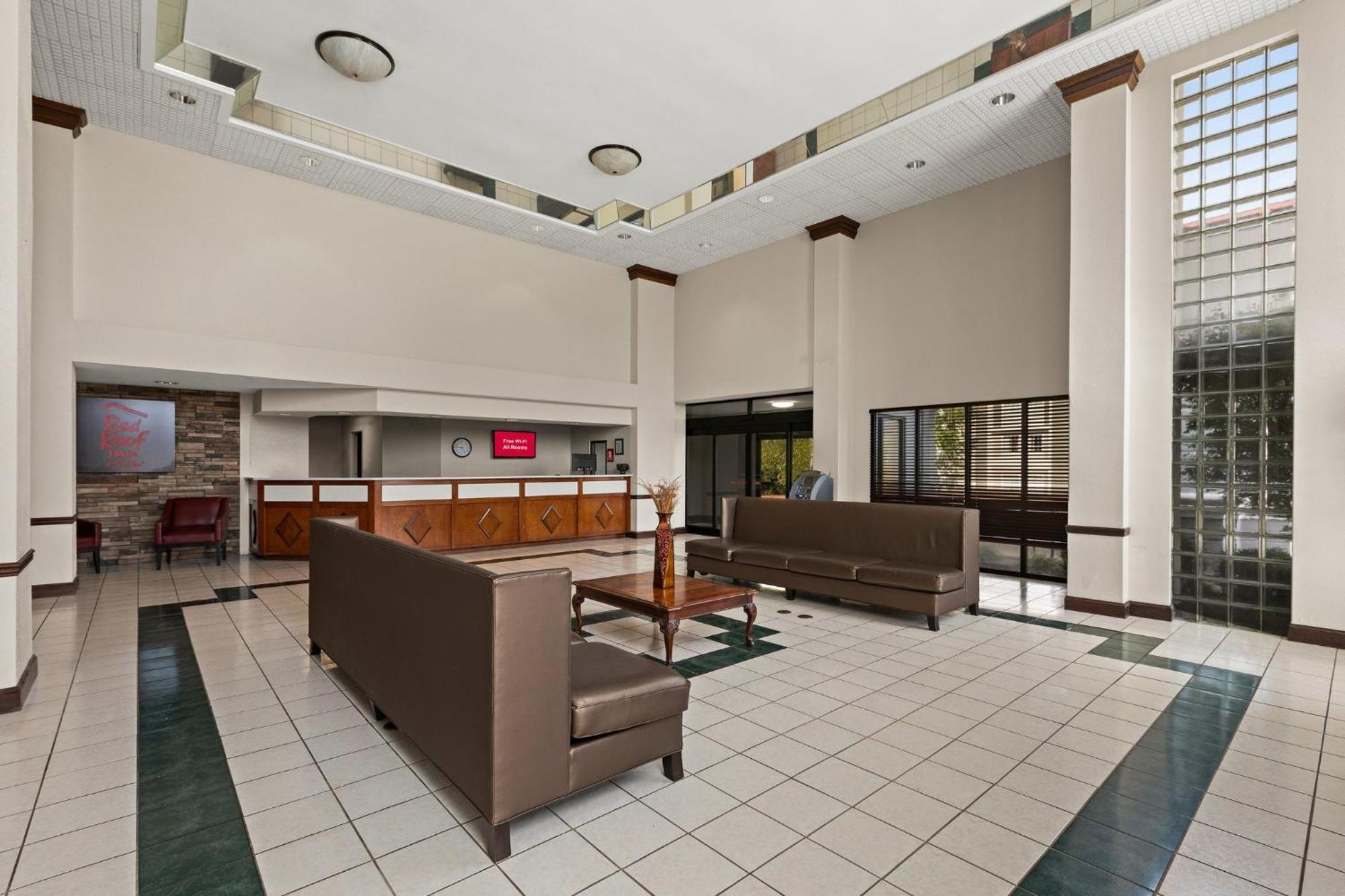 Red Roof Inn & Suites Newnan Exteriör bild