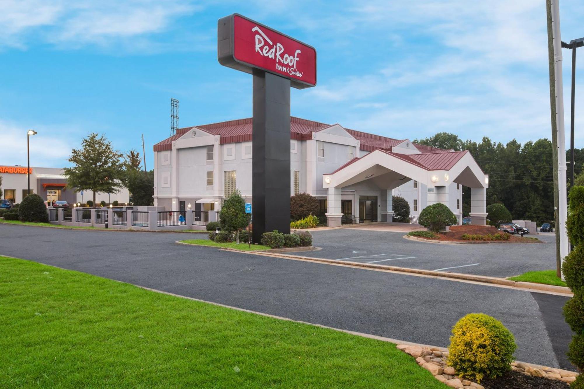 Red Roof Inn & Suites Newnan Exteriör bild