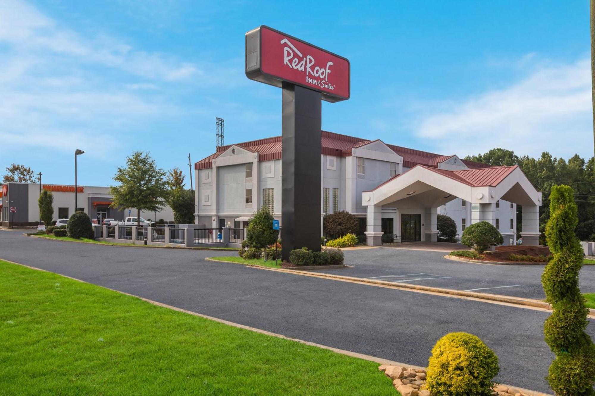 Red Roof Inn & Suites Newnan Exteriör bild